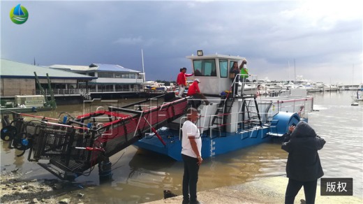 发往菲律宾的水葫芦打捞船及现场视频